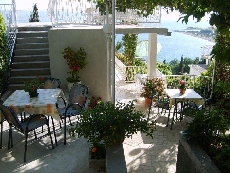 Apartment In Omis With Sea View, Balcony, Air Conditioning, Wi-Fi Esterno foto